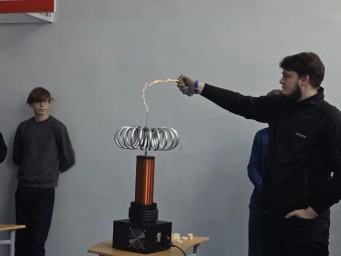 День российской науки в МАОУ Славянская ООШ