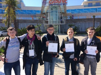 Калининградские школьники успешно завершили выступление на всероссийской олимпиаде НТИ.